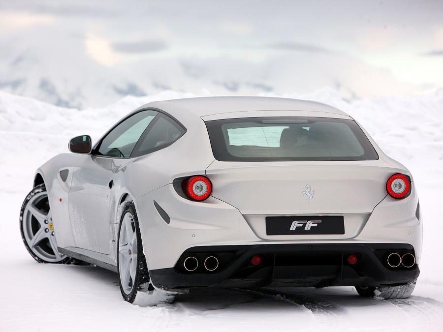  Ferrari FF 2011 года  (фото 191 из 195)